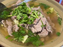 -冯烫烫跷脚牛肉·川菜小馆(武胜西街店)