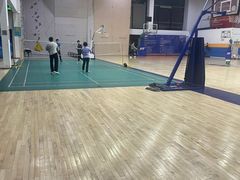 -锐菲特游泳体育健身中心(滨江店)