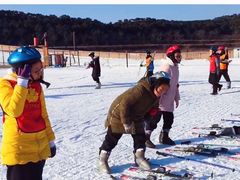 -十三陵雪世界滑雪场