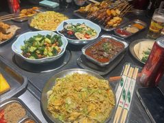 -马路牙子烧烤音乐酒馆(望京店)