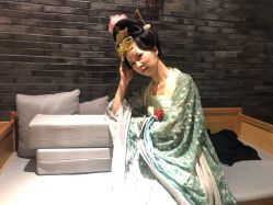 -盘子女人坊古装写真摄影(厦门总店)