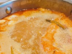 冬阴功锅底-鼎鼎香·港式火锅(北京SKP店)