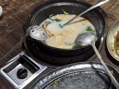 -鸿渡渔庄·特色鸭咀鱼