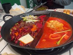 -扎起市井老火锅(乐山总店)