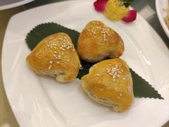 蜜汁叉烧酥-海逸海鲜酒家(古北店)
