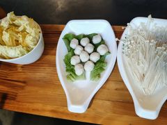 -小小河边鱼(天润城店)
