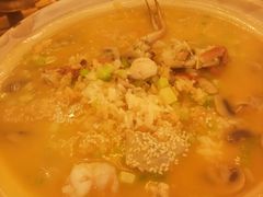 -新大咀港式茶餐厅(宝山万达店)