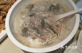 Braised Silver Fish with Water Shield