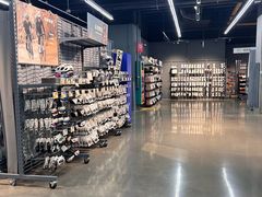 -迪卡侬(民族东店)