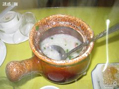 蟹粉粥-布衣侯粥道馆(苍梧路店)