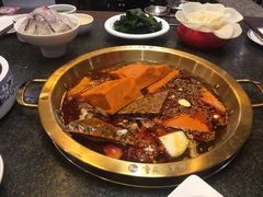 -小天鹅火锅·一线江景洪鼎旗舰店(洪崖洞店)