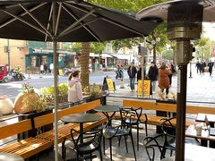 露天位-81BAKERY(大学路店)