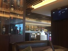 -广州中心皇冠假日酒店·汇点大堂吧
