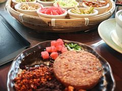-包整·丝娃娃(甲秀楼景观店)