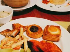 -怡咖啡海鲜自助餐厅(浦东香格里拉店)