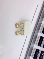 -Wisezone唯点穿耳打耳洞专业国际连锁品牌