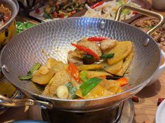 -隔壁老王·家常云南菜(花巷店)