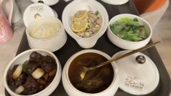 -安雅国际月子会所(拱北森宇富通店)