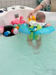 -Pony Baby宝尼婴幼儿游泳SPA馆