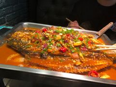 -鸣记脆皮烤鱼·海鲜烤鱼(三八广场店)