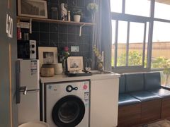 -魔方公寓(碧云国际店)