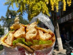 -海燕家人灌蛋饼(凤凰街店)