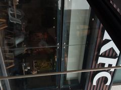 -肯德基(湾畔店)