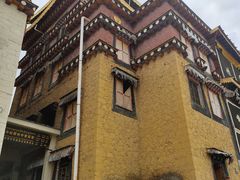 -噶丹松赞林寺