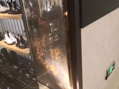 -Alexander McQueen(IAPM环贸广场店)