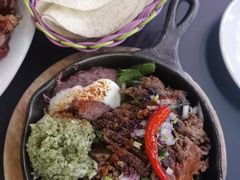 -Chili's Cafe&Bar奇利斯(滨江店)