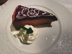 -LESCEDARS Brasserie Bistro香柏树