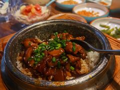 -明洞阿姨·韩式酱蟹烤肉·创意料理(三元桥店)