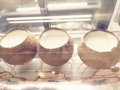 -椰爺爺·椰子冻砵仔糕