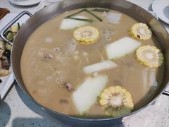 -肥仔文澳门猪骨煲(南京西路店)