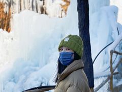 -大平台龙居瀑布旅游区