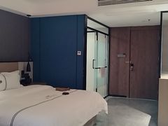 -丽都酒店(湛江吴川第三中学店)