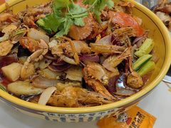 -休记光头香辣蟹干锅(绵竹店)
