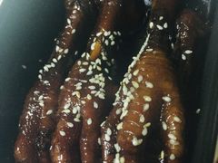 秘制酱汁鸡爪-赵记传承特色牛奶甜品(泉城广场店)