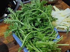 -钰洁腊排骨火锅