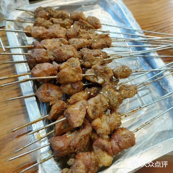 露露烧烤(万科城店)