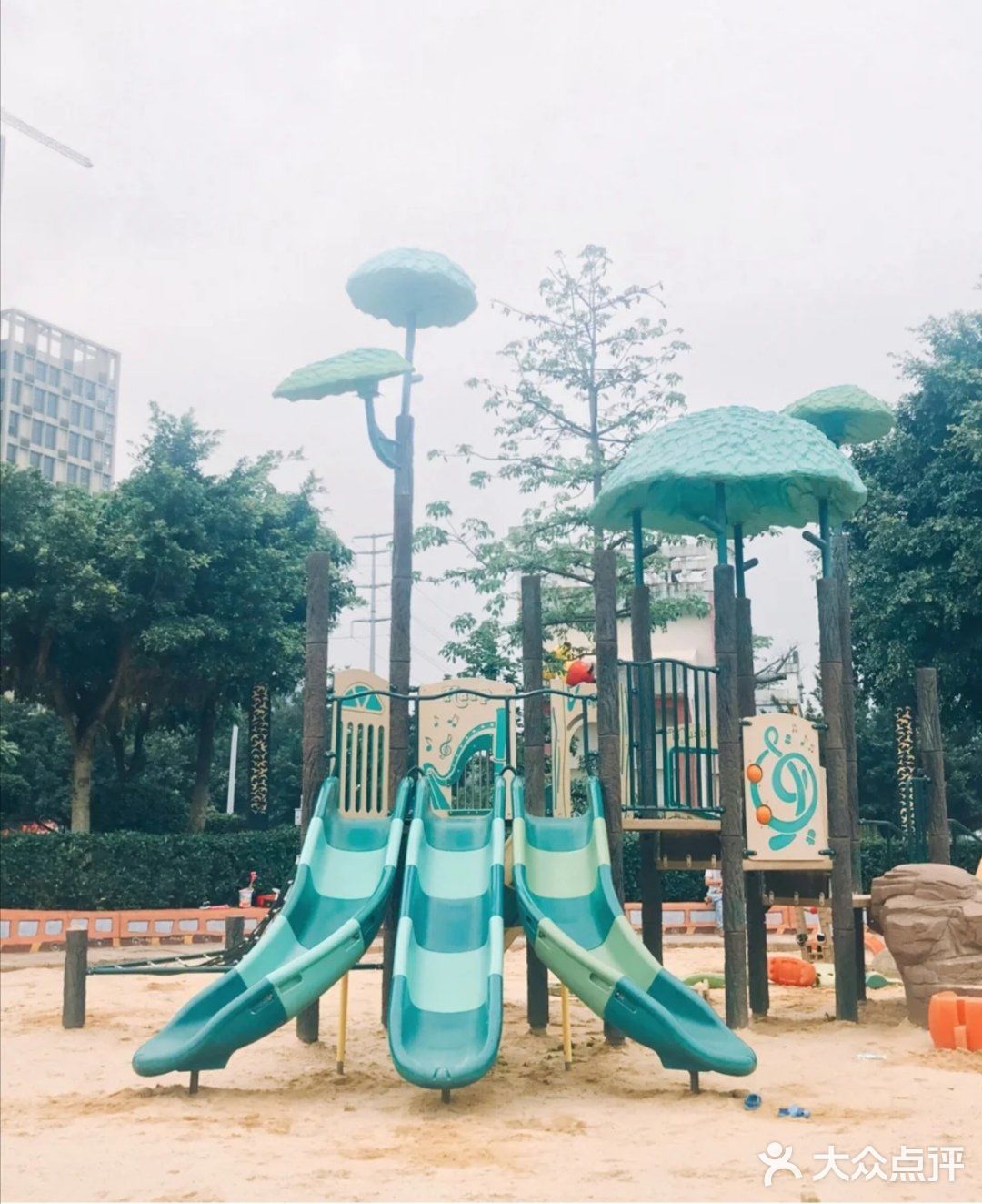 溜娃怎么能少了番禺[调皮][调皮]