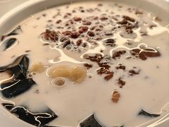 -RUXU入续糖水铺与包(卓悦中心店)