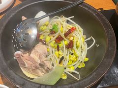 -云海肴·汽锅鸡·云南菜(天山百盛优客店)