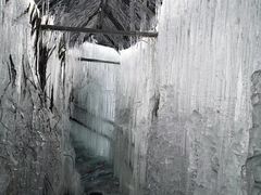 -大平台龙居瀑布旅游区