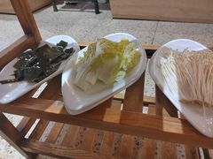 -鸡遇虾煲干锅火锅(小寨金莎店)