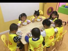-想象乐创意早教托育中心(殷高西路店)