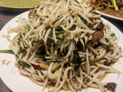 -方国老头包子·39年威海本地老字号•小船海鲜疙瘩汤
