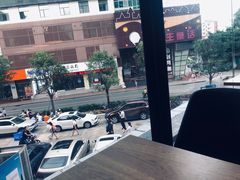 -肯德基(湾畔店)