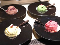 -余欢领鲜火锅(新街口店)
