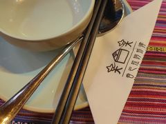 -香巴拉云南餐厅(华莱坞店)